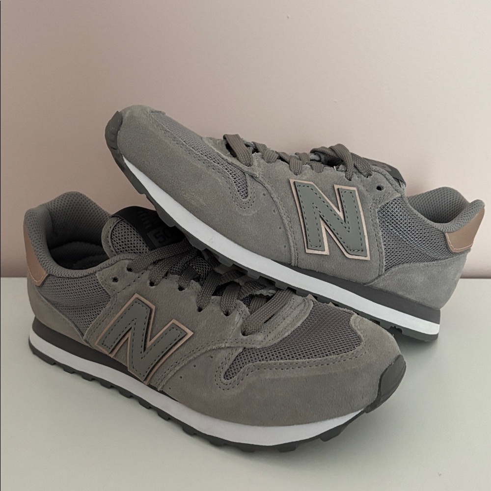 New Women New Balance 500 grey Sneakers - Picture 3 of 6